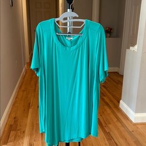 Avenue Turquoise Short Sleeve Top